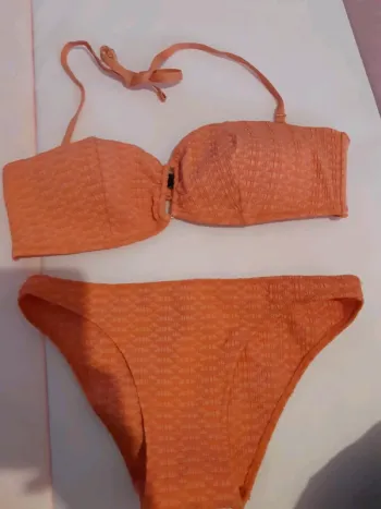 Maillot de bain 2 pieces etam taille 36 en très bon état