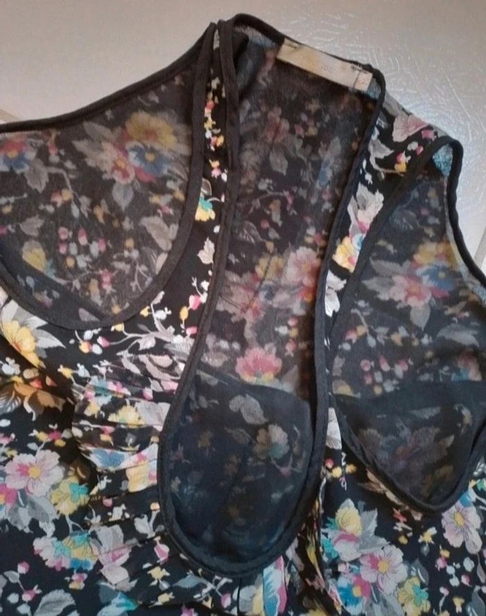 Débardeur femme noir à fleurs 🌸 - photo numéro 9