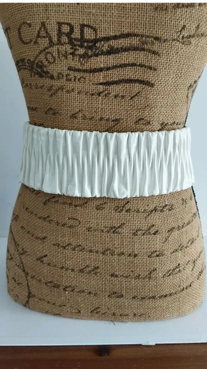 Ceinture blanche et argenté élastique 70/75 cm - photo numéro 9