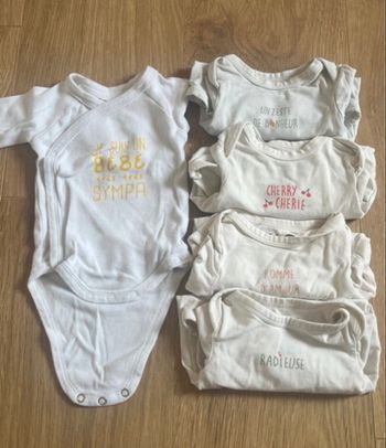 Lot 5 bodies - 3 mois 