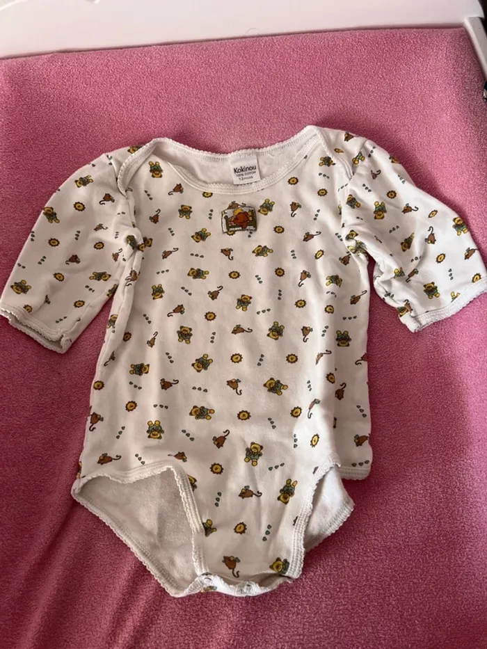 Lot de 11 bodys taille 12 mois - photo numéro 8