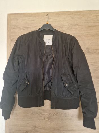 Veste bomber noire taille L pull&bear