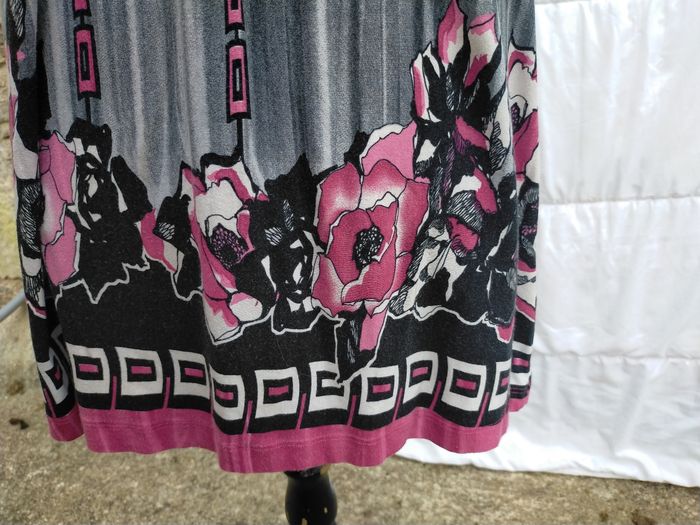 Robe dos nu - photo numéro 2