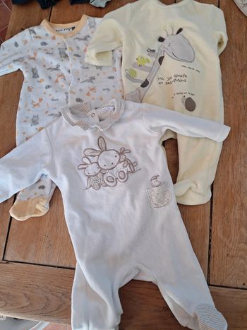 Lot 3 pyjamas/grenouillères 3 mois