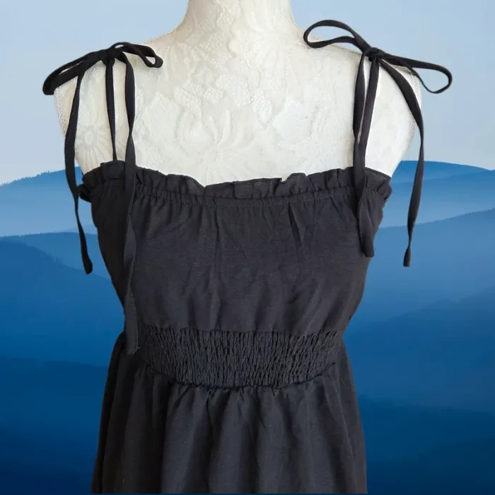 Magnifique robe longue Neuve🚺 - photo numéro 3