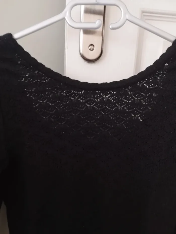 Pull noir décolleté dans le dos camaïeu 36 - photo numéro 4