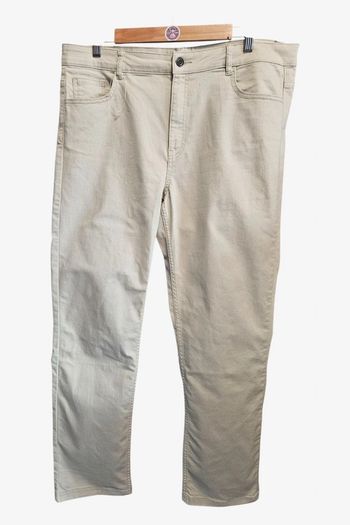 Jean droit T44 La Halle