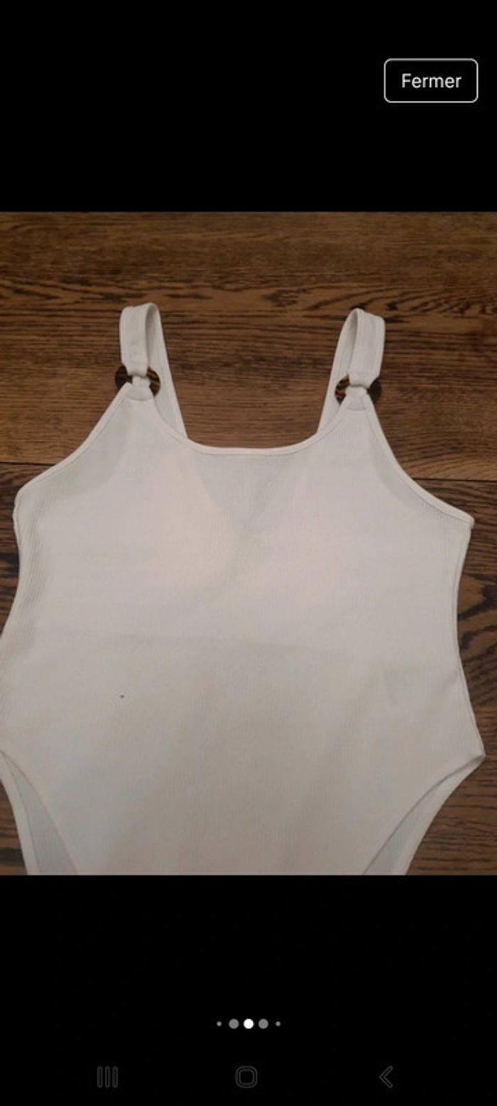Body Blanc Divided H&M eur M en parfait état - photo numéro 4