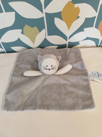Doudou plat chat obaibi