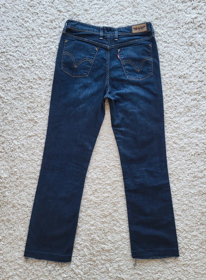 Jean Levi's bleu foncé 627 Straight fit Taille 37 - photo numéro 8