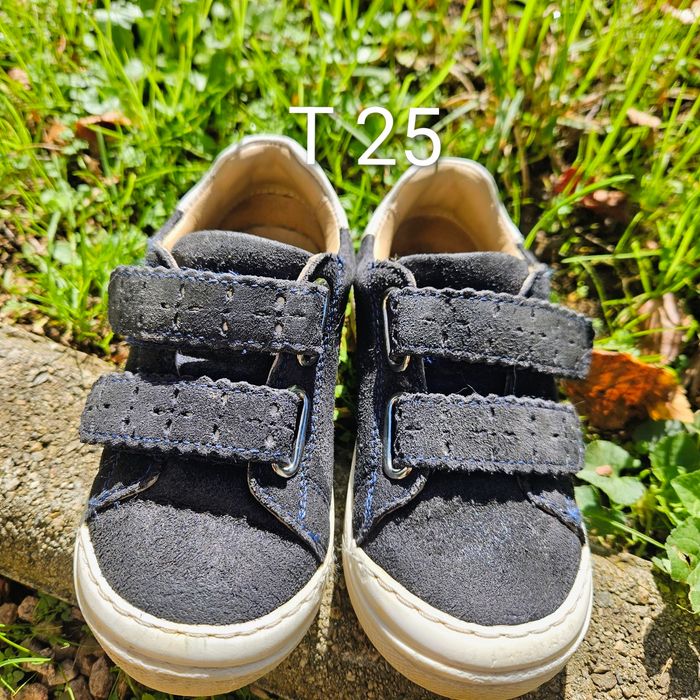 Baskets cuir Taille 25