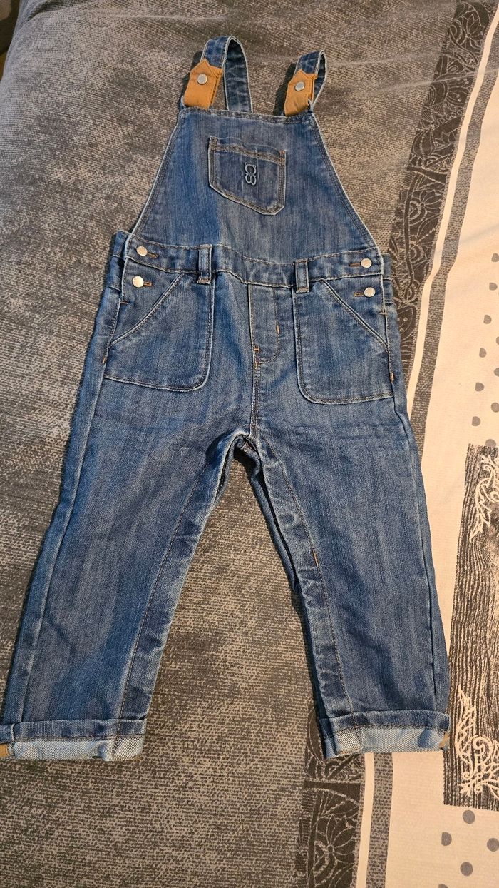 NEUVE (non portée)🏷🥰😍💙SUPERBE  salopette 18mois garçon 💙😍🥰 - photo numéro 2
