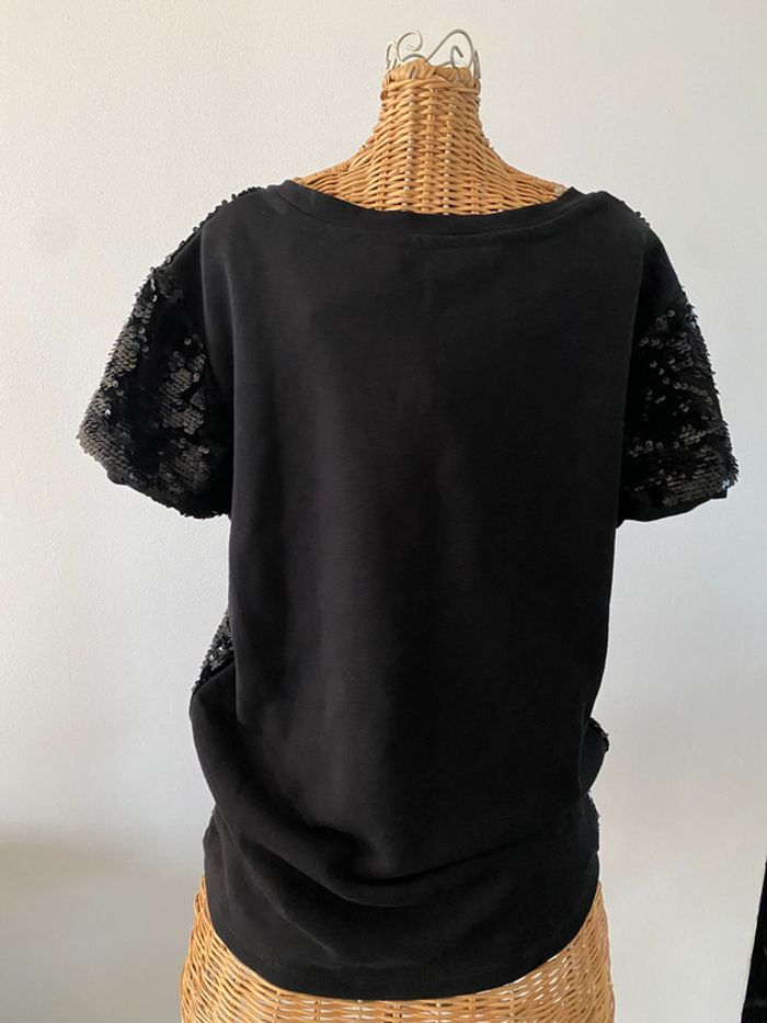 Tee shirt Camaïeu noir à sequins noirs et velours taille S neuf avec étiquette - photo numéro 4