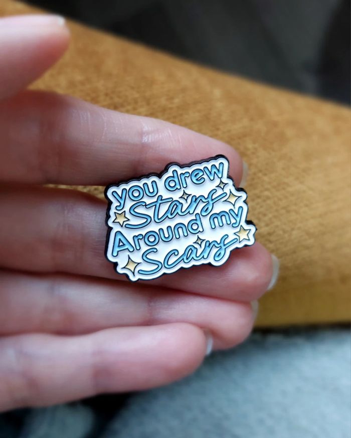 Pins Taylor Swift