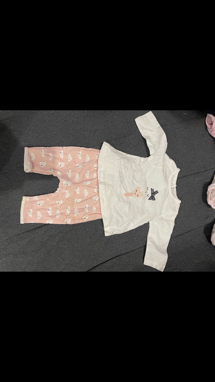 Lot vêtements 1 mois - photo numéro 4