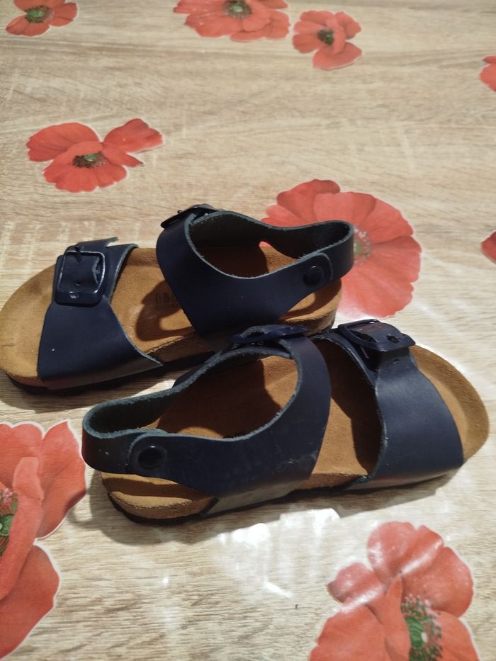 Nue pieds sandales - photo numéro 2