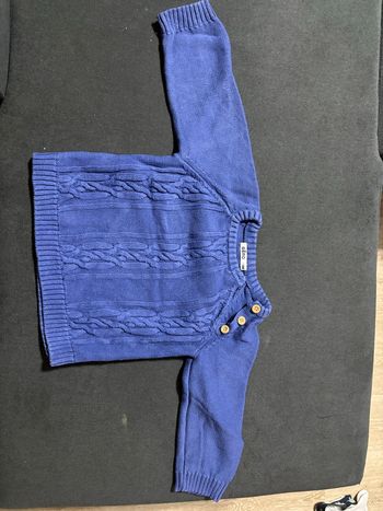 Pull 18 mois