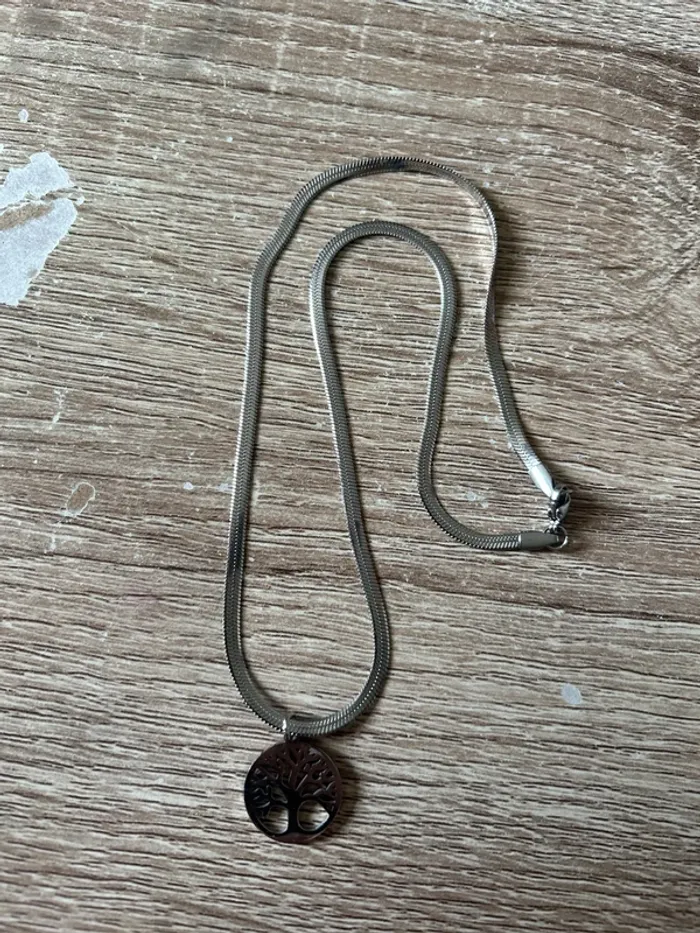 Collier en acier inoxydable