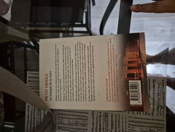 Livre "le masque de la mort"