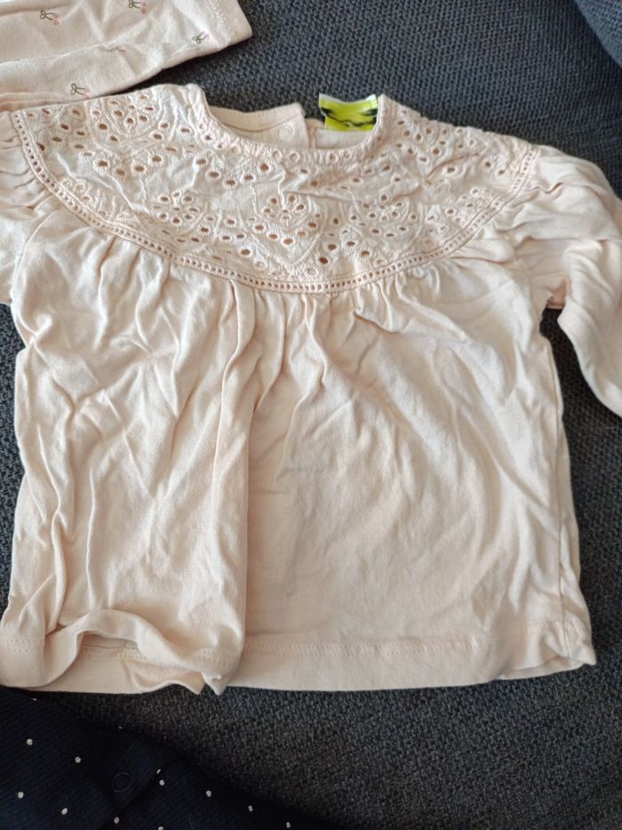 Lot de 3 t-shirts fille 6 mois - photo numéro 4