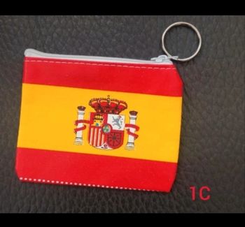 Porte monnaie (3 + 1 offert dans tout le dressing)