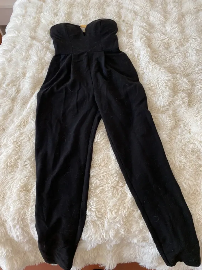 Jolie combinaison bustier noire Asos taille 34 - photo numéro 3