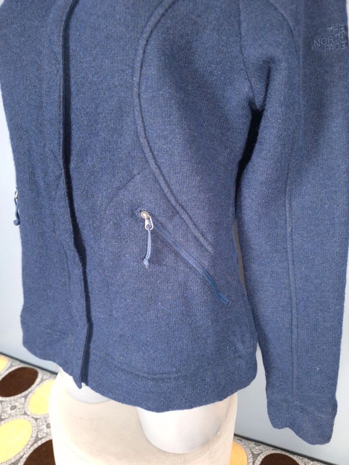 Veste the north face femme / taille M / bleu / brodé - photo numéro 4