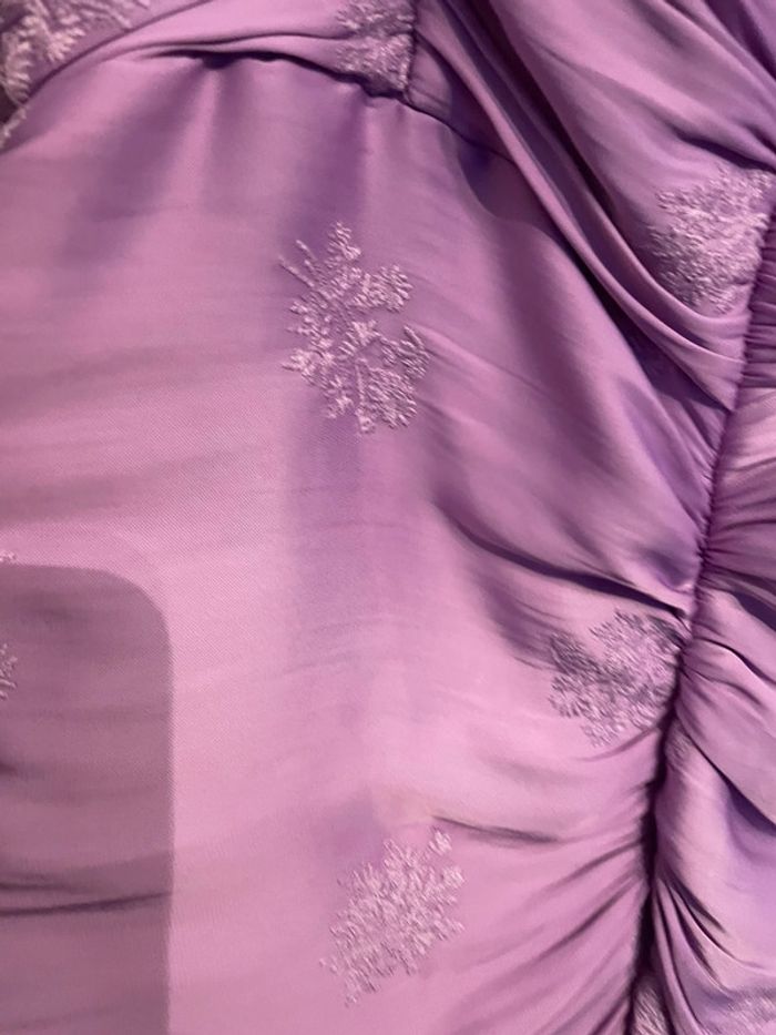 Robe lilas victorienne Zara taille L édition limité satiné - photo numéro 5