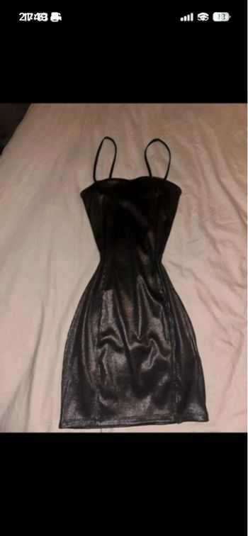 Robe moulante satiné 