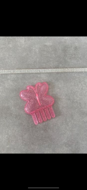 Peigne papillon poupée