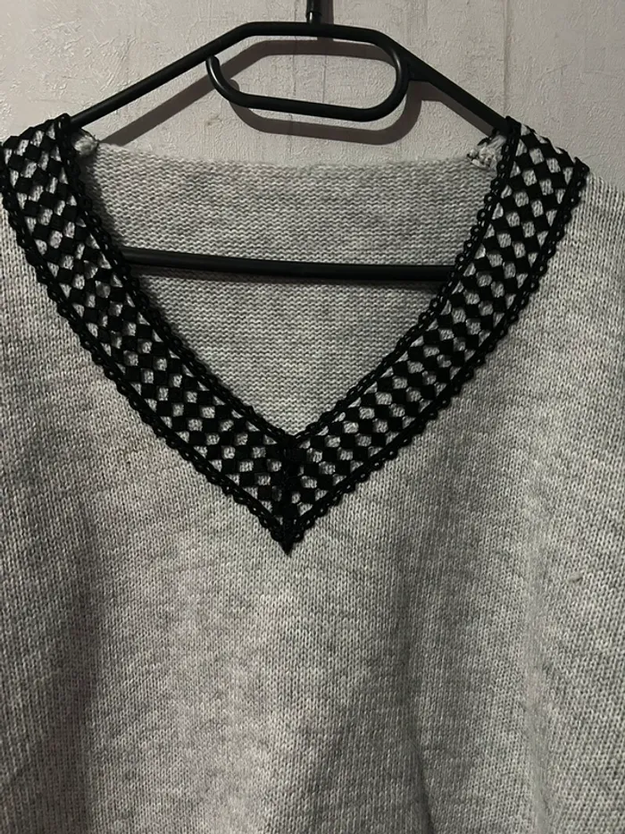 Jolie pull gris fantaisie 🤩🍁 - photo numéro 2