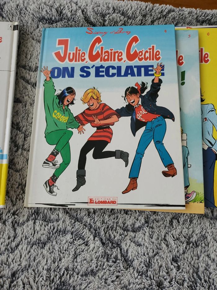 Lot de 9 BD Julie, Claire, Cécile..et les autres  ( 1 à 10 , sauf 8) - photo numéro 5