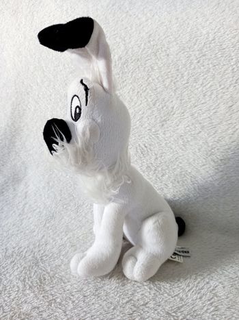 Peluche doudou chien Idefix Parc Astérix 