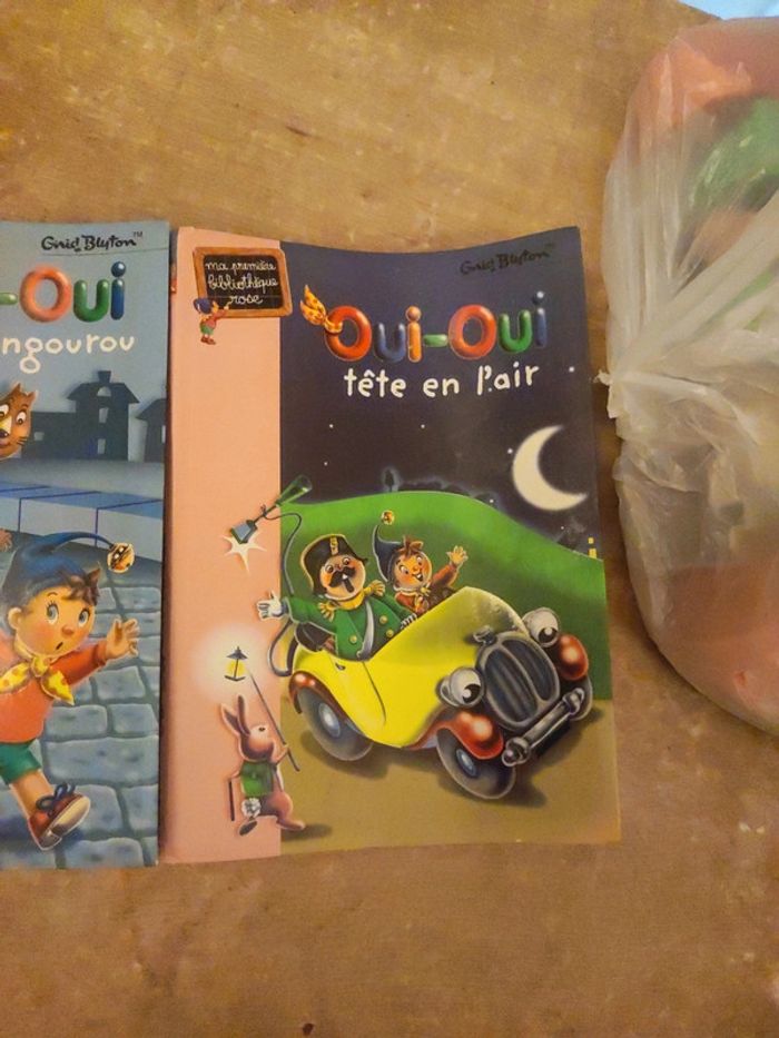Lot de 3 livres la bibliothèque rose Oui oui - photo numéro 4