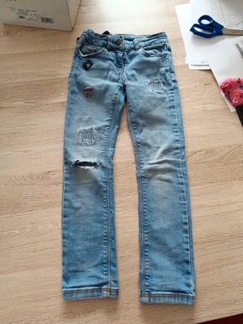 Jean troué TAO 6 ans