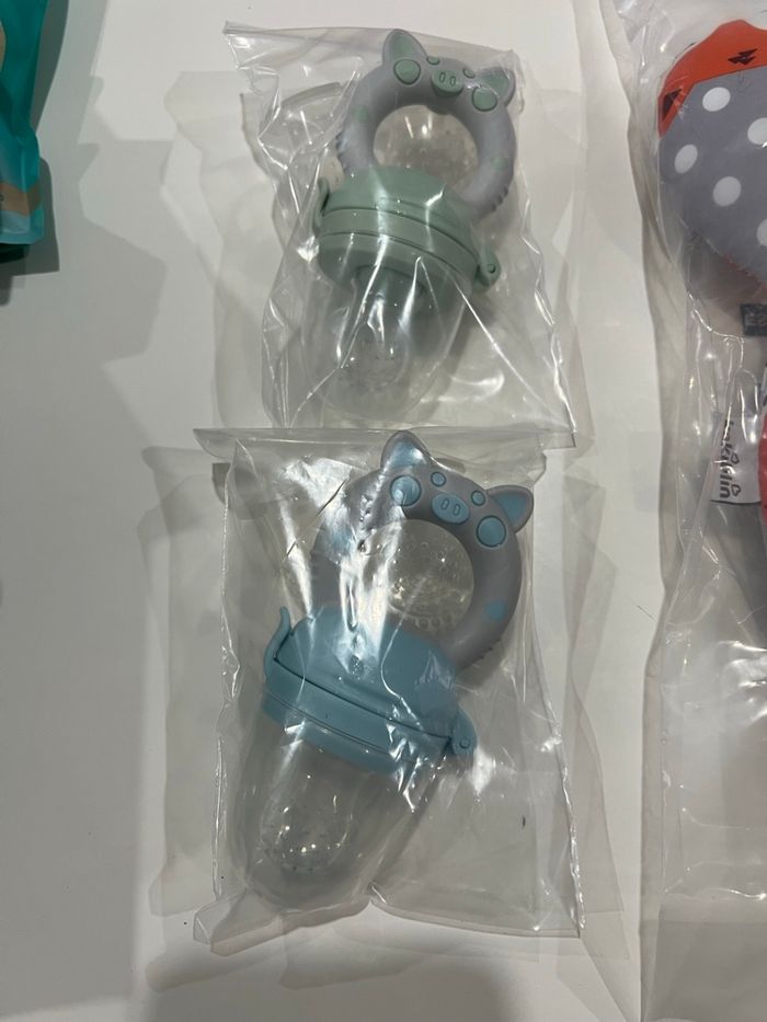 Lot naissance Kit tire lait neuf - photo numéro 2