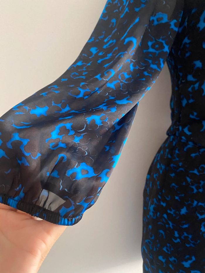 Magnifique robe satiné IKKS - photo numéro 3