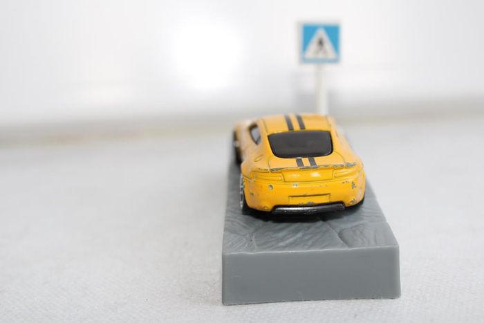 Hot weels Aston Martin V8 vantage - photo numéro 4