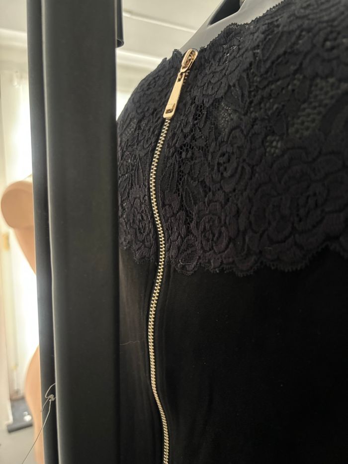 Robe noire neuve - photo numéro 3