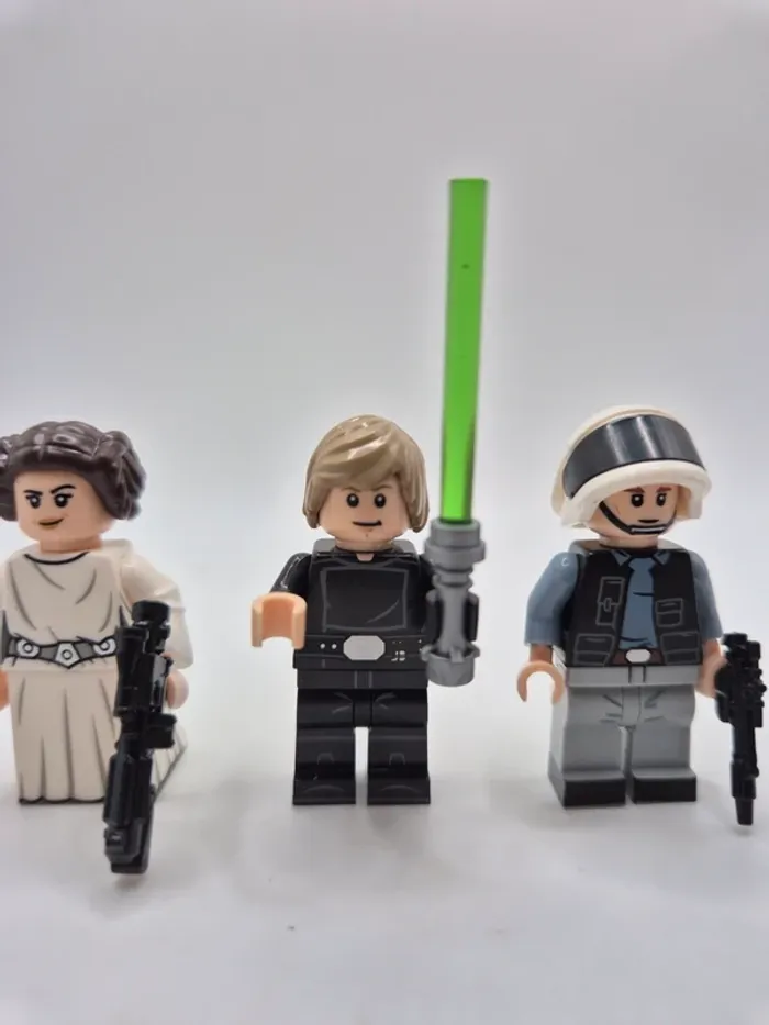 Figurines type lego Jedi Luke Skywalker Princesse Leia et 2 soldats Rebel star wars - photo numéro 2