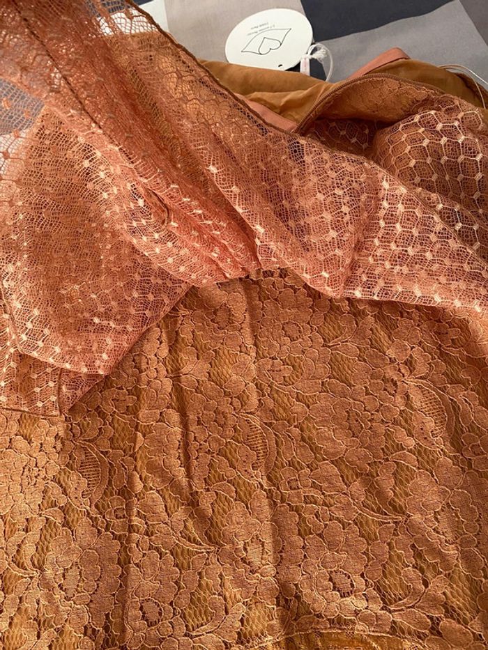 Superbe belle jupe neuve avec étiquette See By Chloé - photo numéro 13