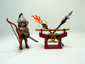 Playmobil Samouraï avec porte-armes et armes