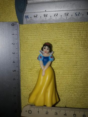 Blanche neige figurine