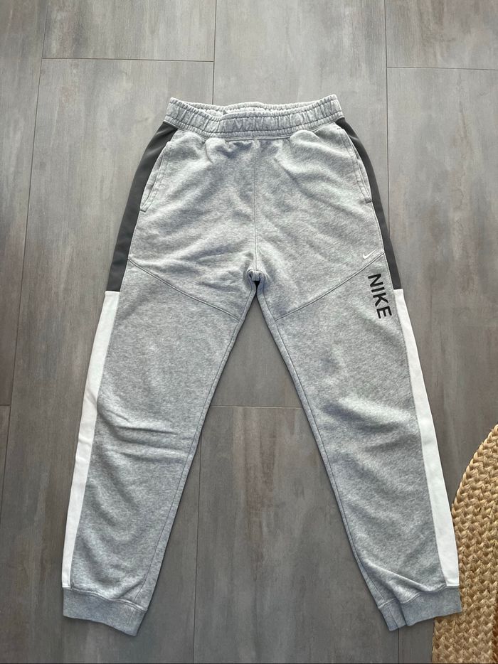 Ensemble jogging Nike - photo numéro 4