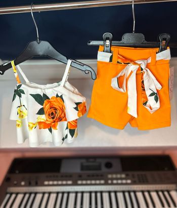Ensemble orange Taille  3 ans