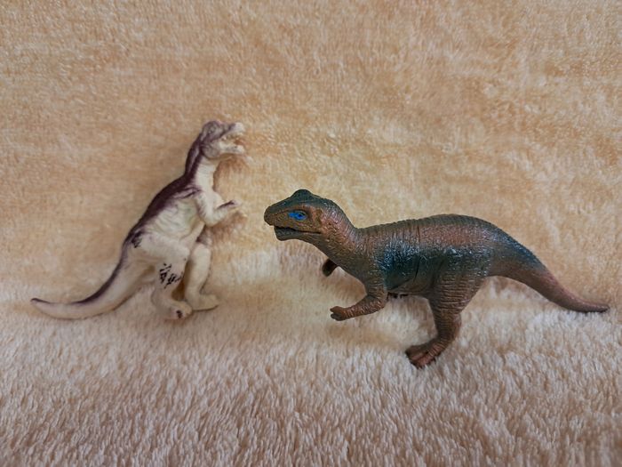 Lot de 8 dinosaures - photo numéro 2