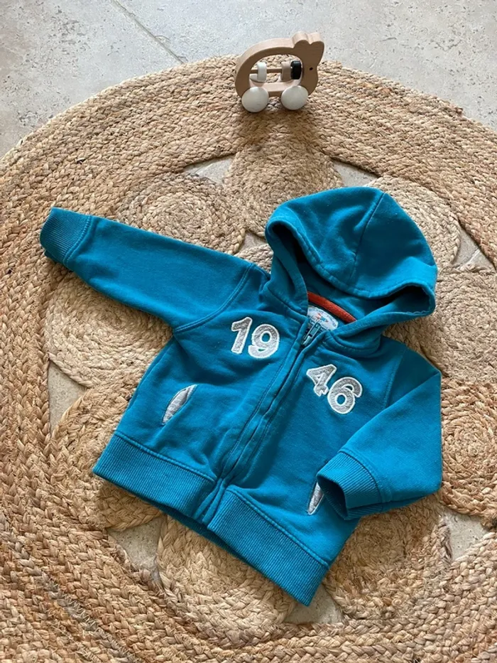 Gilet à capuche 12 mois