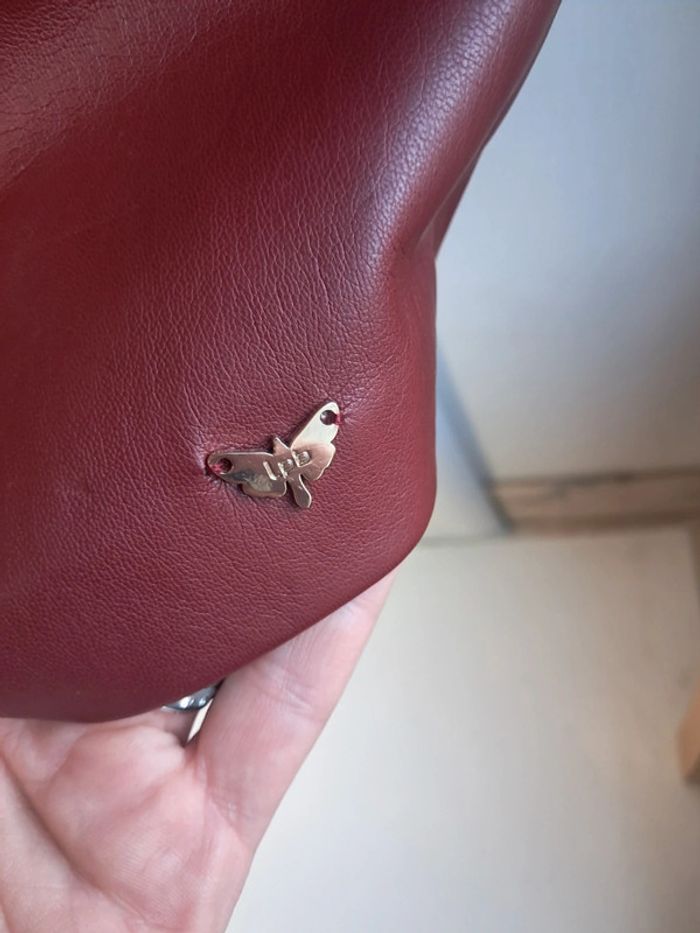 Les petites bombes robe simili T.36 neuve - photo numéro 4