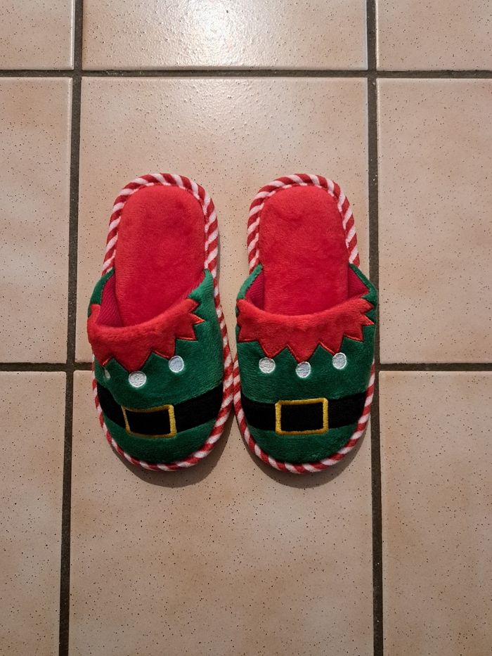 Chaussons de Noël neufs