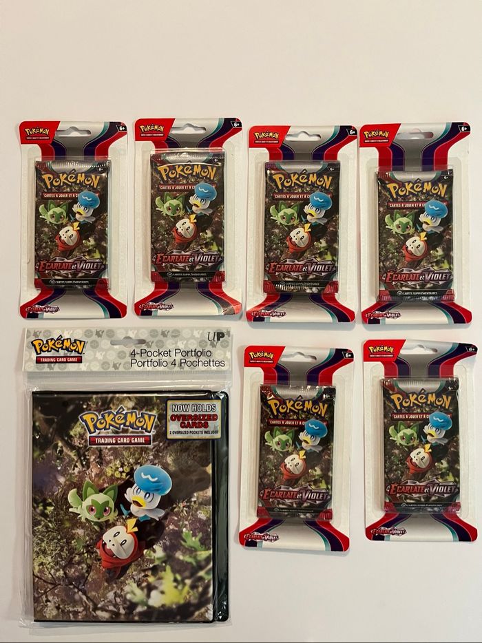 Lot Pokémon écarlate et violet boosters et portfolio